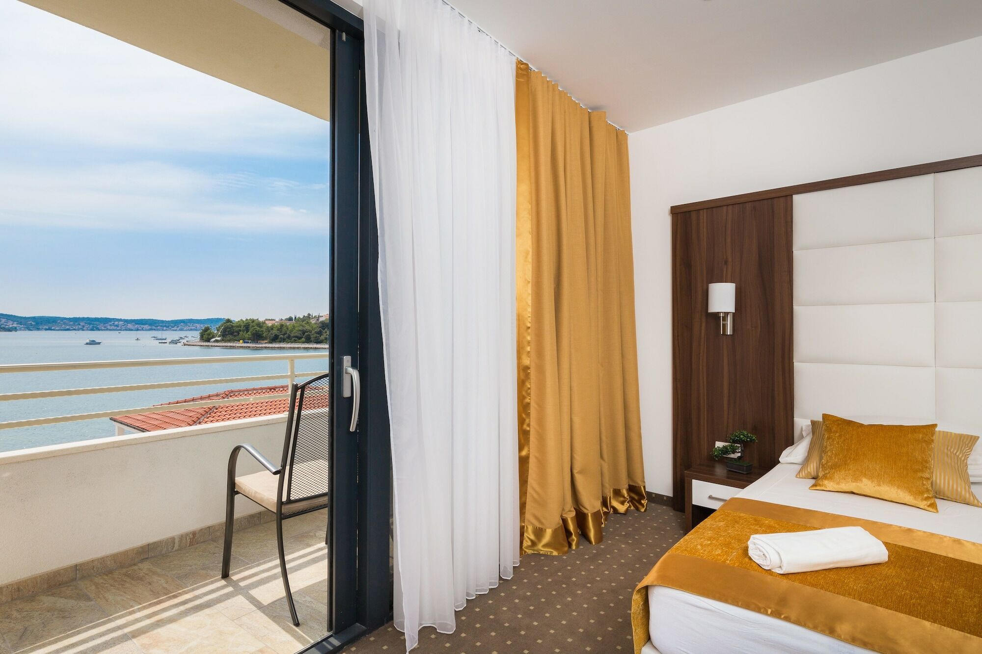 רוגוזניצה Hotel Perla מראה חיצוני תמונה
