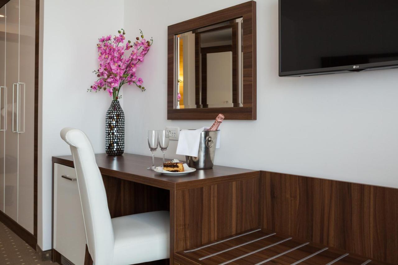 רוגוזניצה Hotel Perla מראה חיצוני תמונה