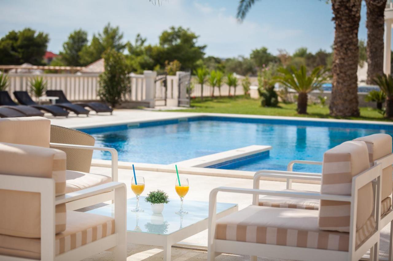 רוגוזניצה Hotel Perla מראה חיצוני תמונה